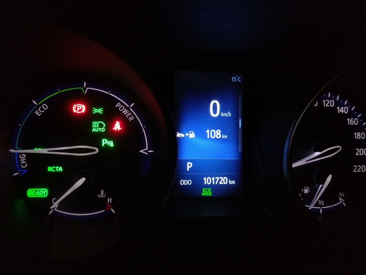 Foto Toyota C-HR 13