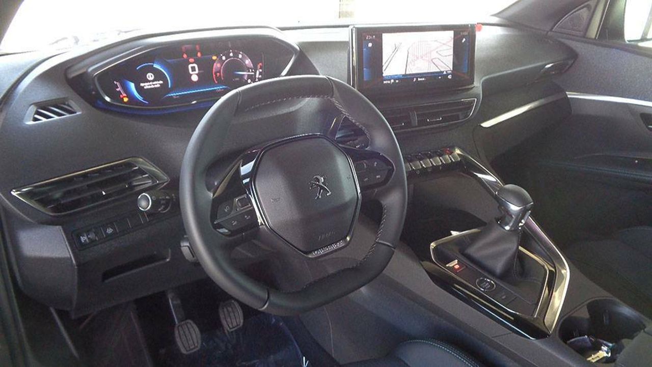 Foto Peugeot 5008 18