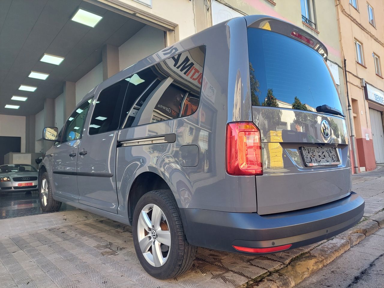 Foto Volkswagen Caddy 78