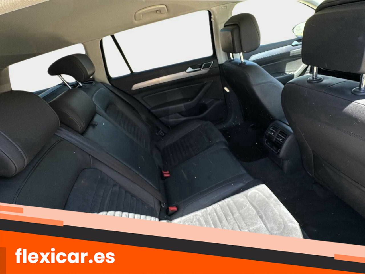 Foto Volkswagen Passat 16