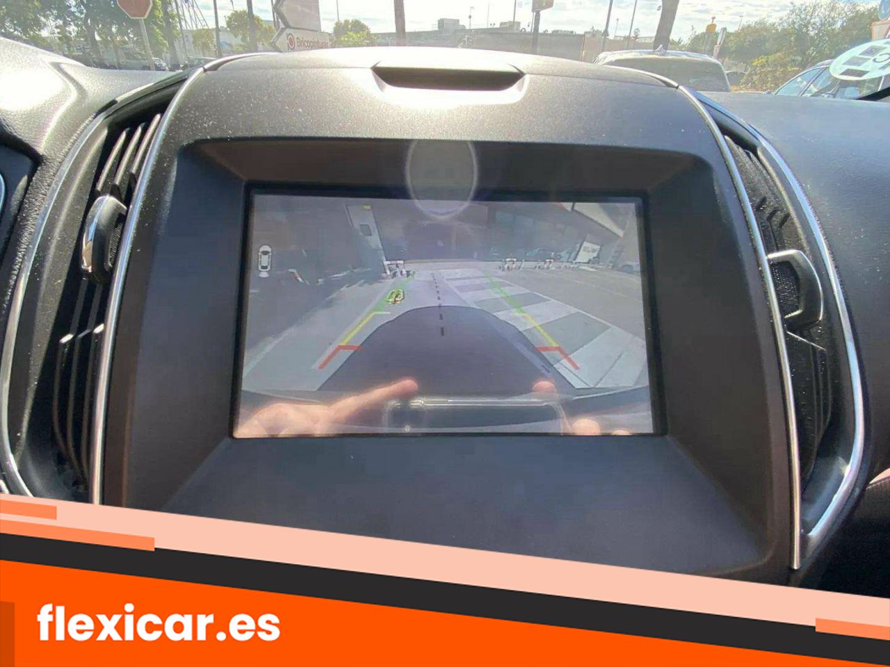 Foto Ford S-Max 22