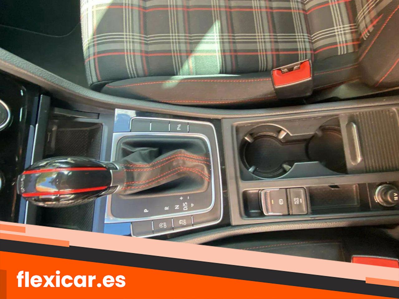 Foto Volkswagen Golf 30