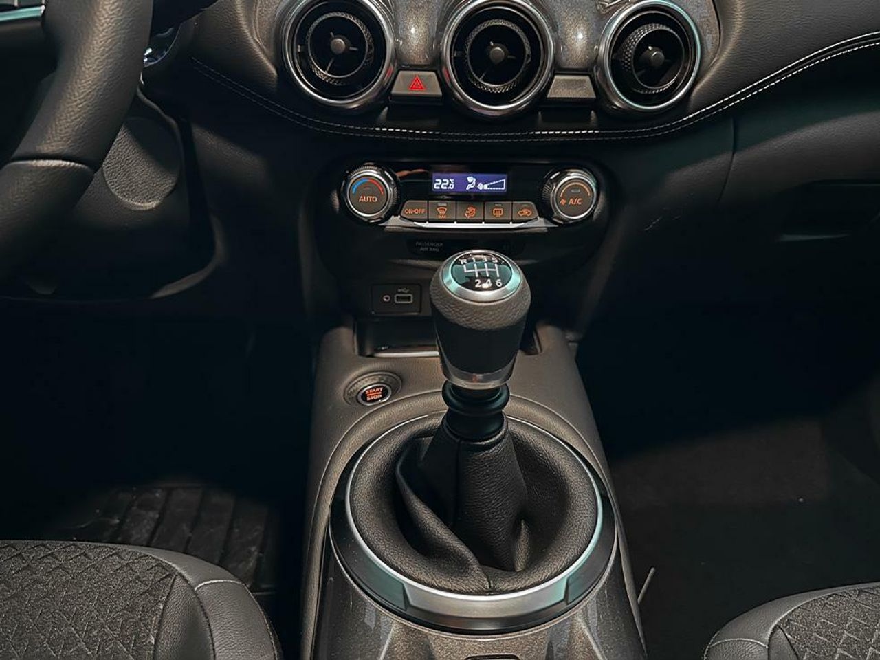 Foto Nissan Juke 12