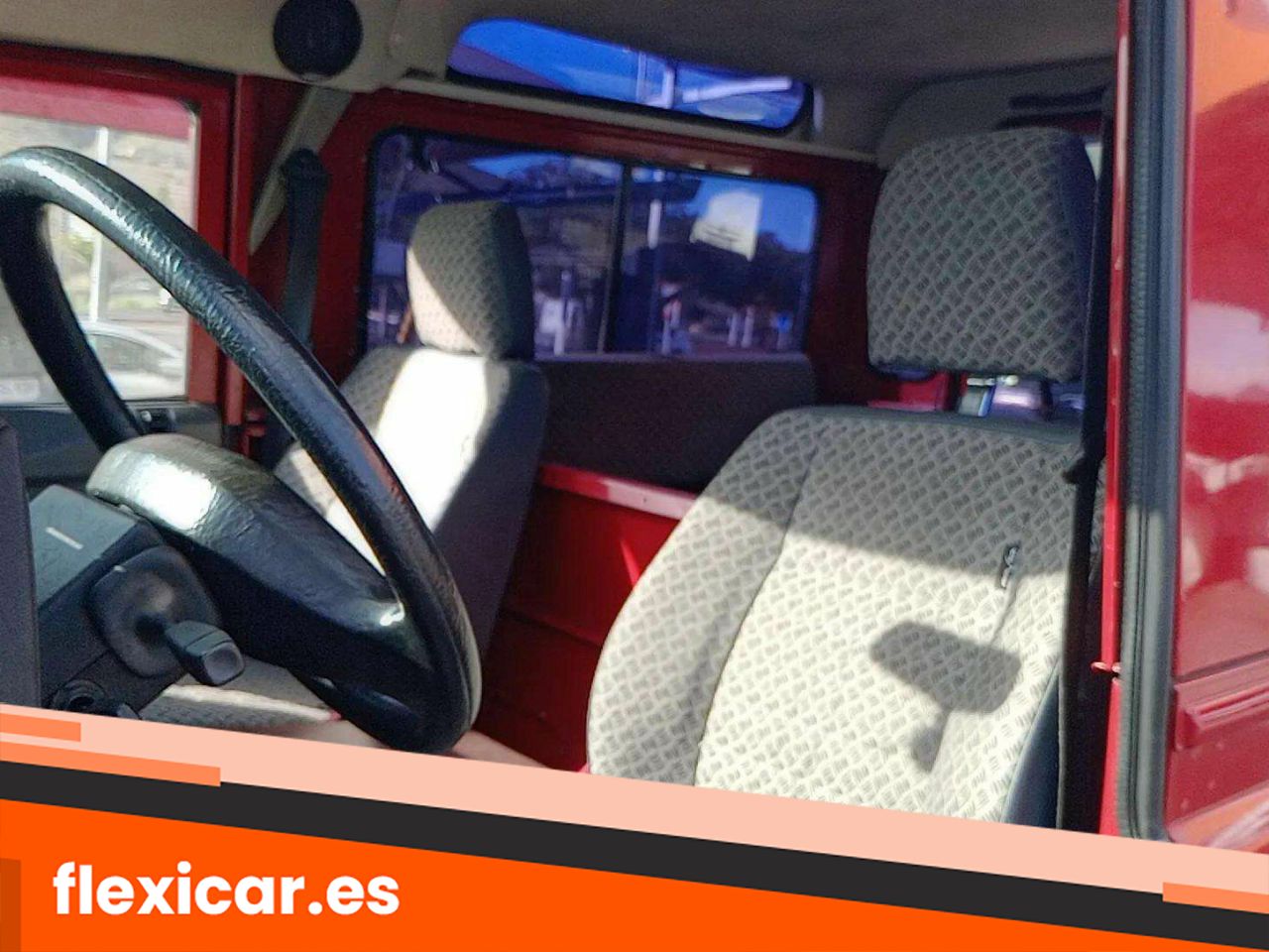 Foto Land-Rover Defender 12
