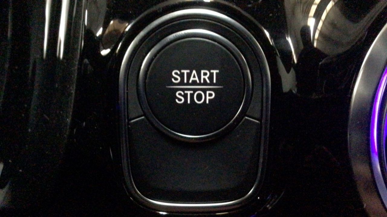 Foto Mercedes-Benz EQA 23