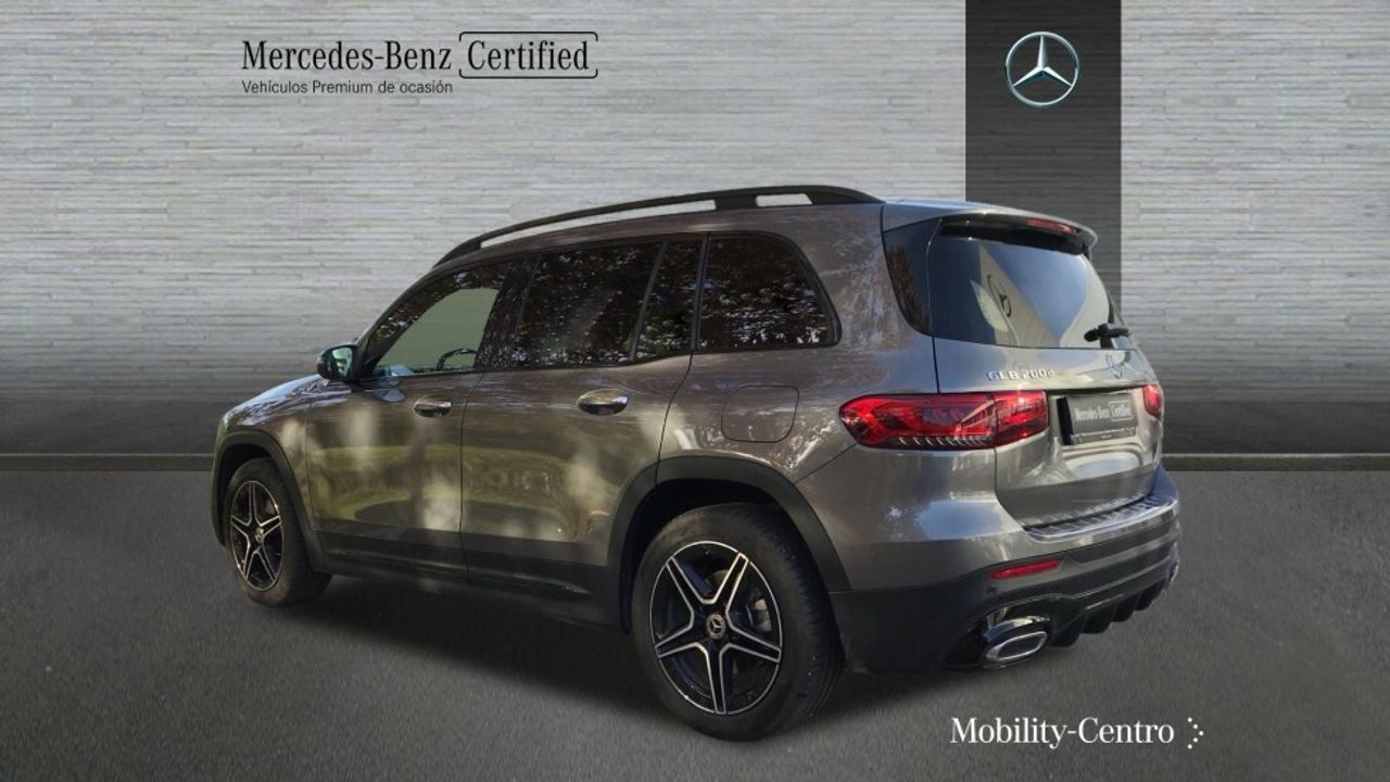 Foto Mercedes-Benz Clase GLB 4