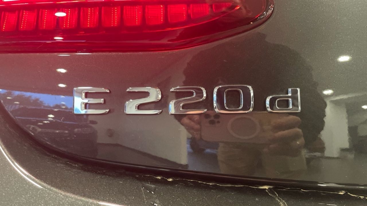 Foto Mercedes-Benz Clase E 12