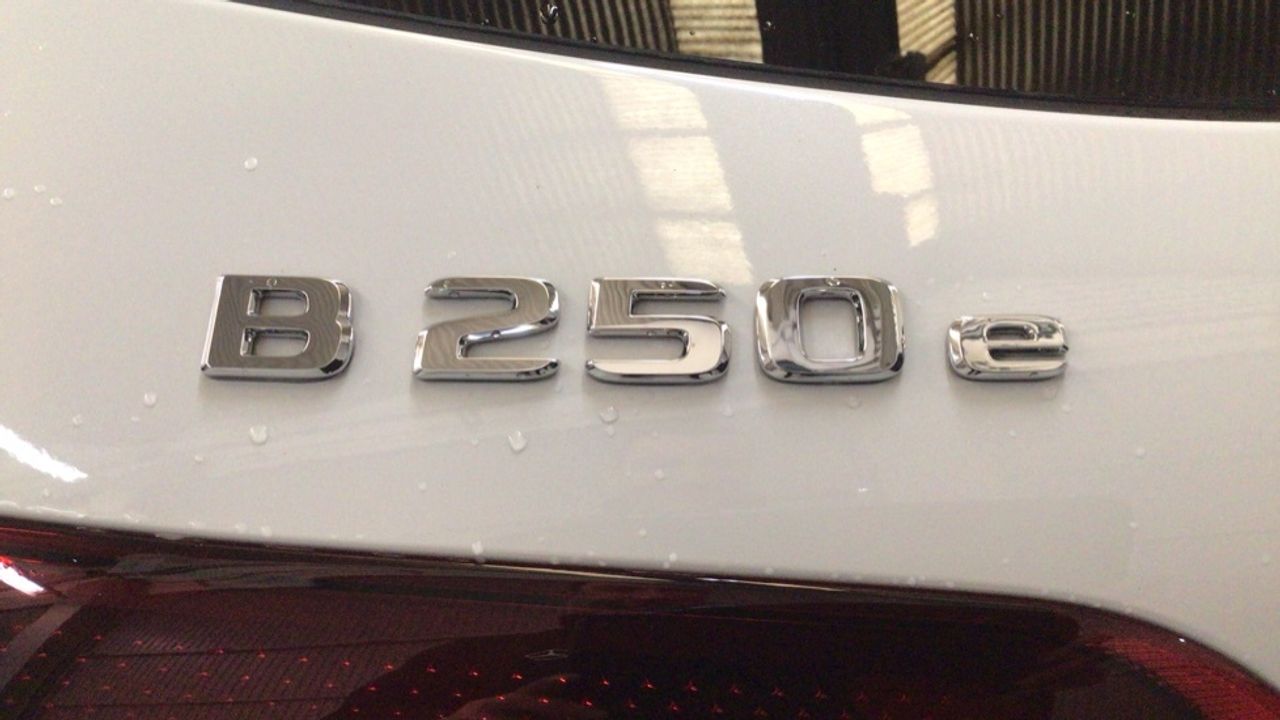Foto Mercedes-Benz Clase B 12