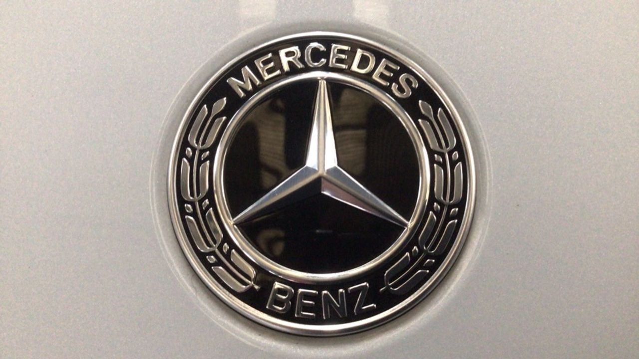 Foto Mercedes-Benz Clase CLA 13