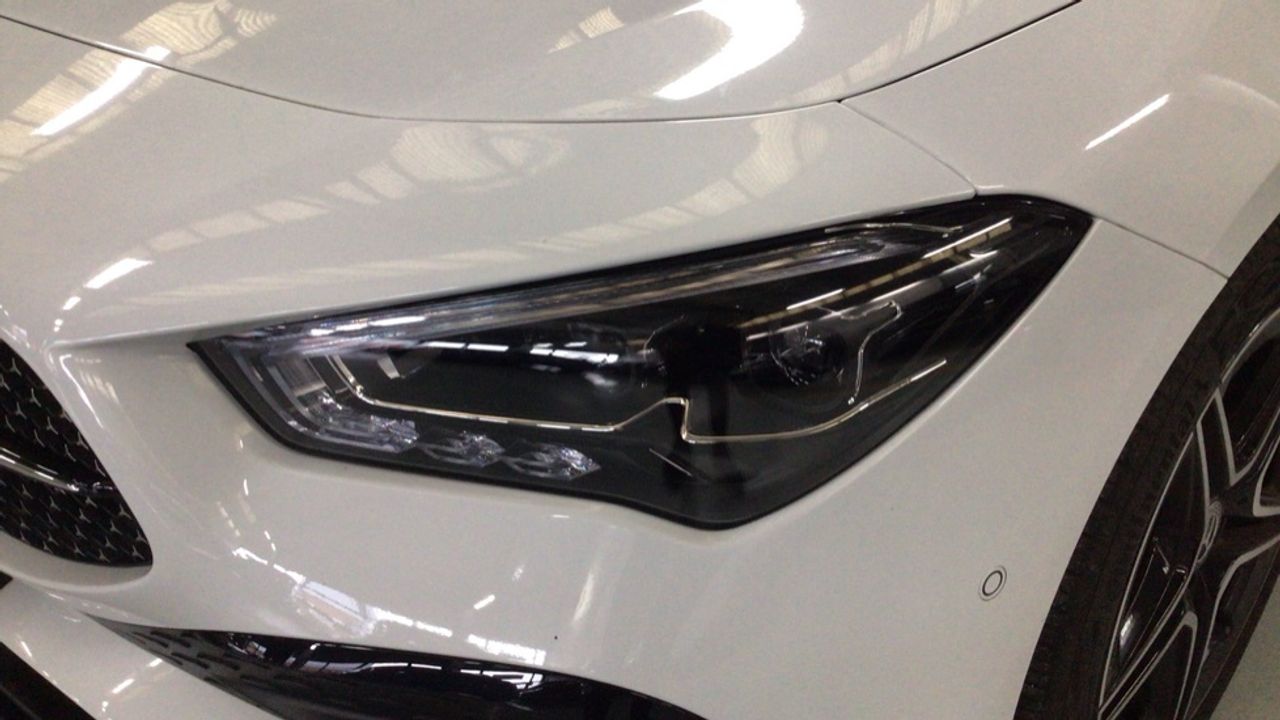 Foto Mercedes-Benz Clase CLA 15
