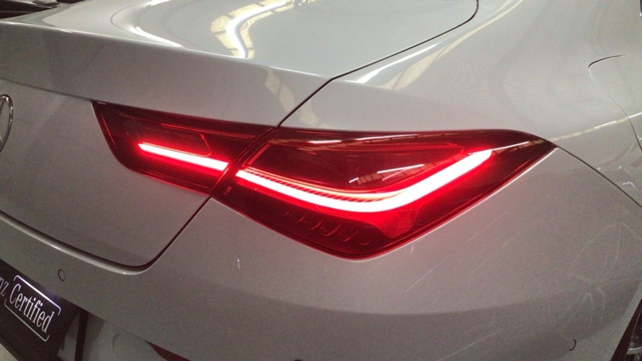 Foto Mercedes-Benz Clase CLA 16