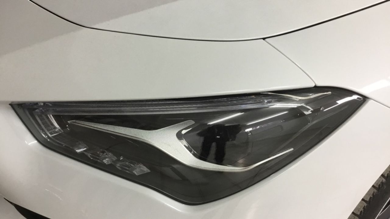 Foto Mercedes-Benz Clase CLA 15
