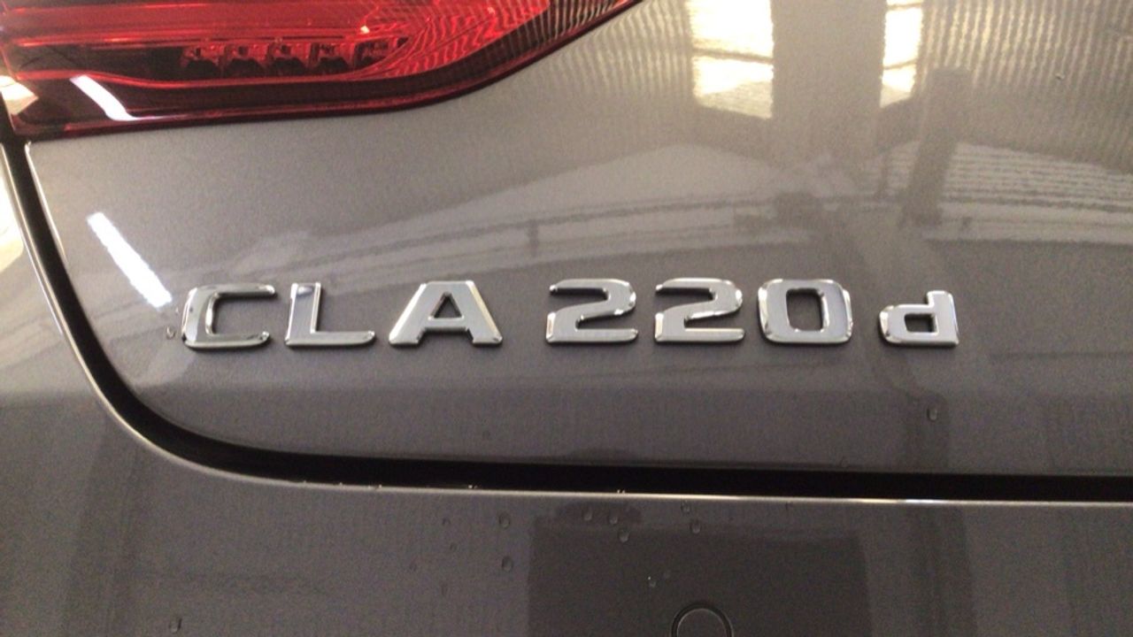 Foto Mercedes-Benz Clase CLA 12