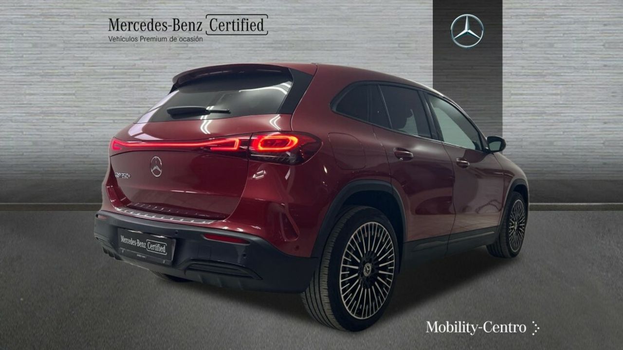 Foto Mercedes-Benz EQA 2
