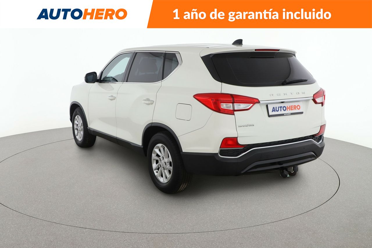 Foto SsangYong Rexton 3