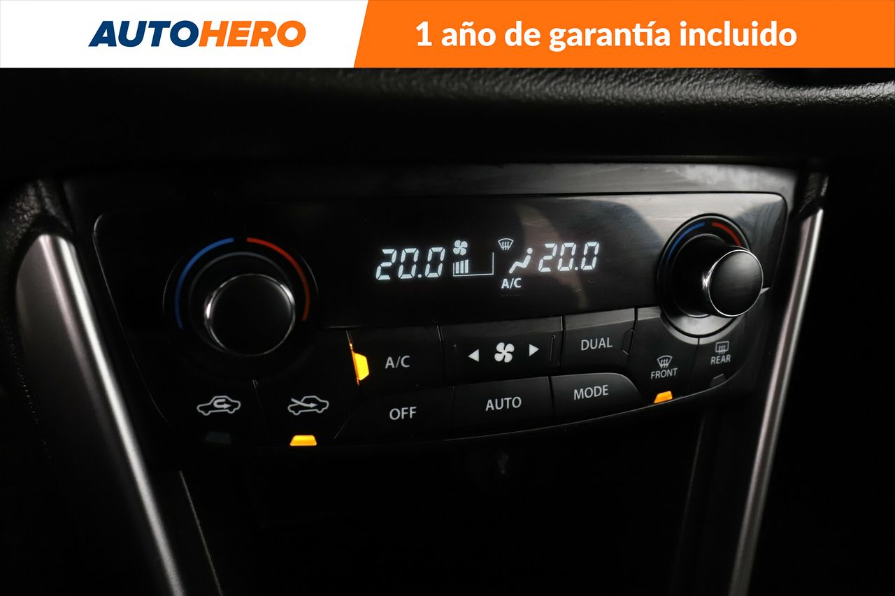 Foto Suzuki S-Cross 26