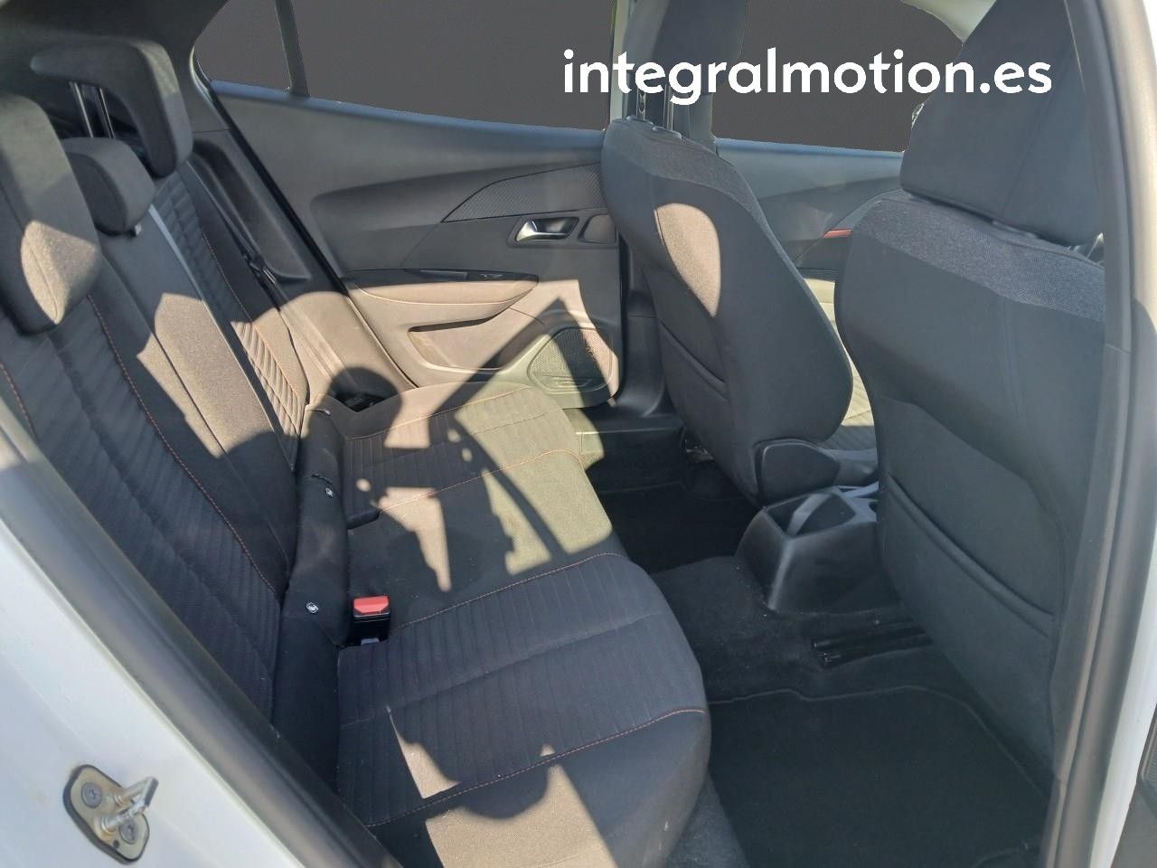 Foto Peugeot 2008 8