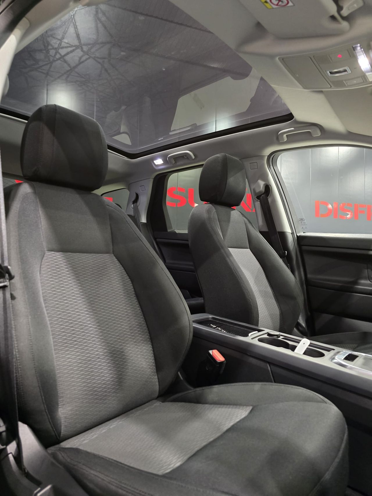 Foto Land-Rover Discovery Sport 25