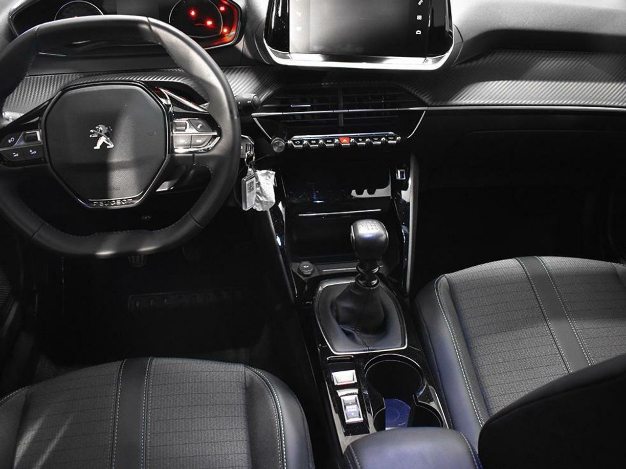 Foto Peugeot 2008 8