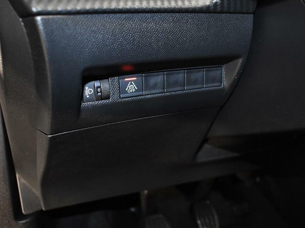 Foto Peugeot 2008 13