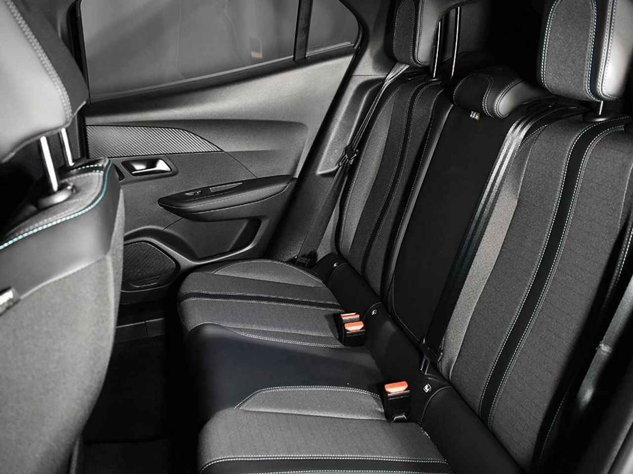Foto Peugeot 2008 18