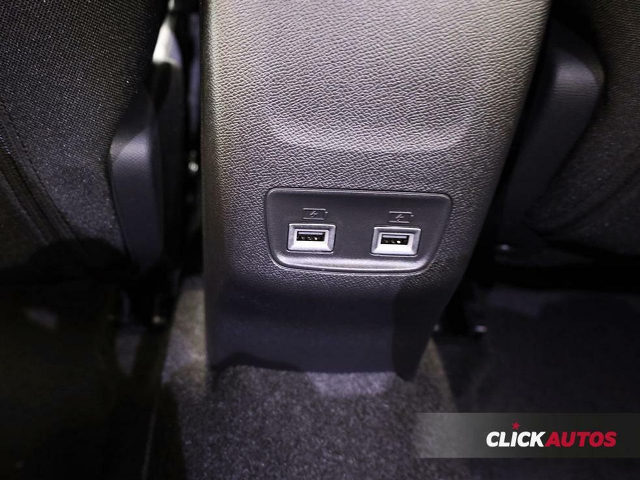 Foto Peugeot 2008 10