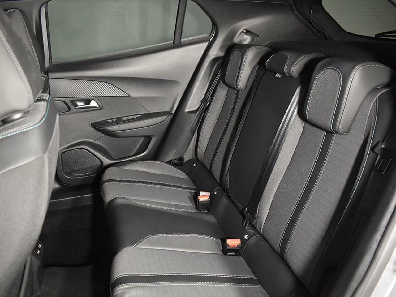 Foto Peugeot 2008 14