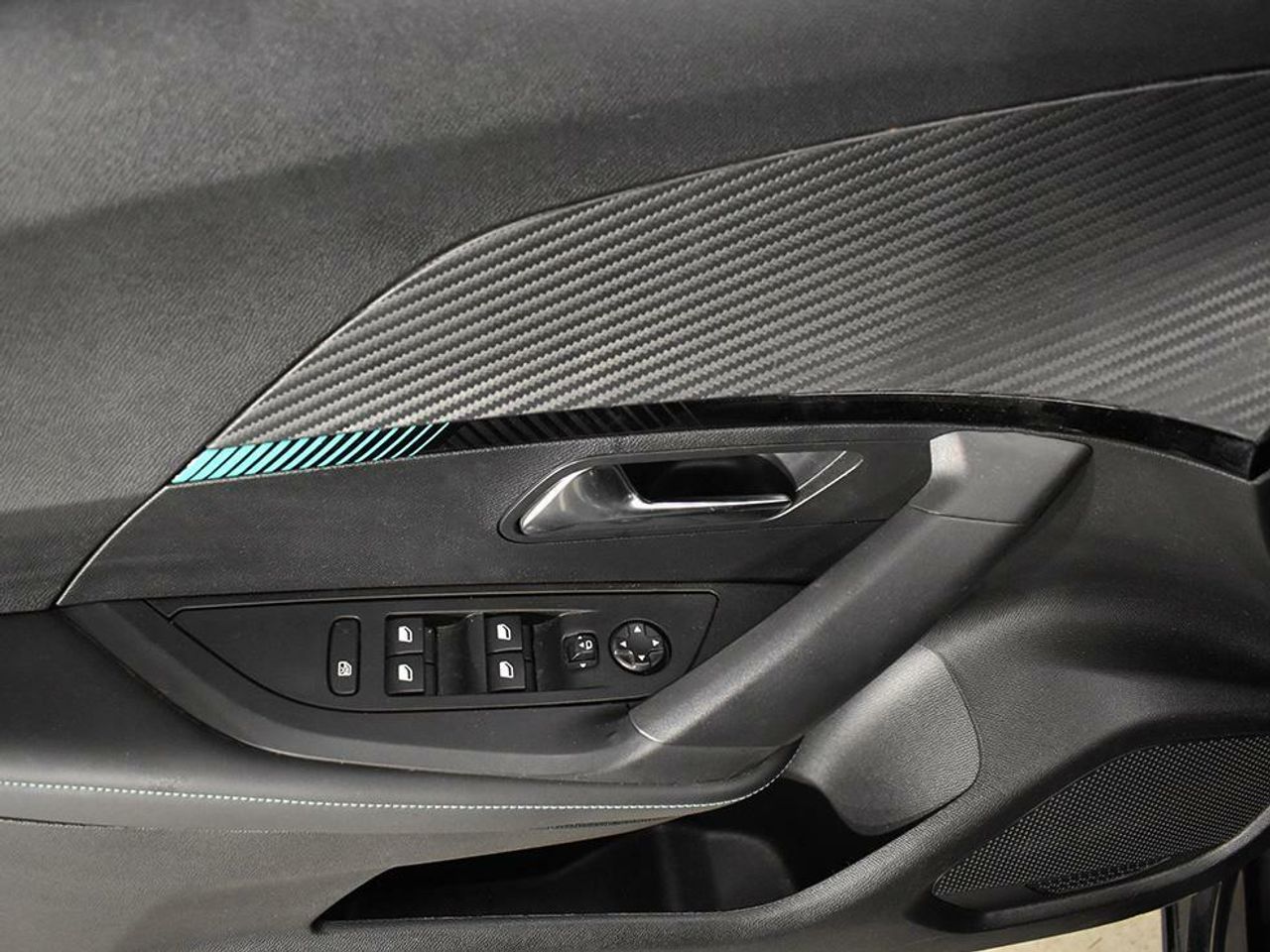 Foto Peugeot 2008 12