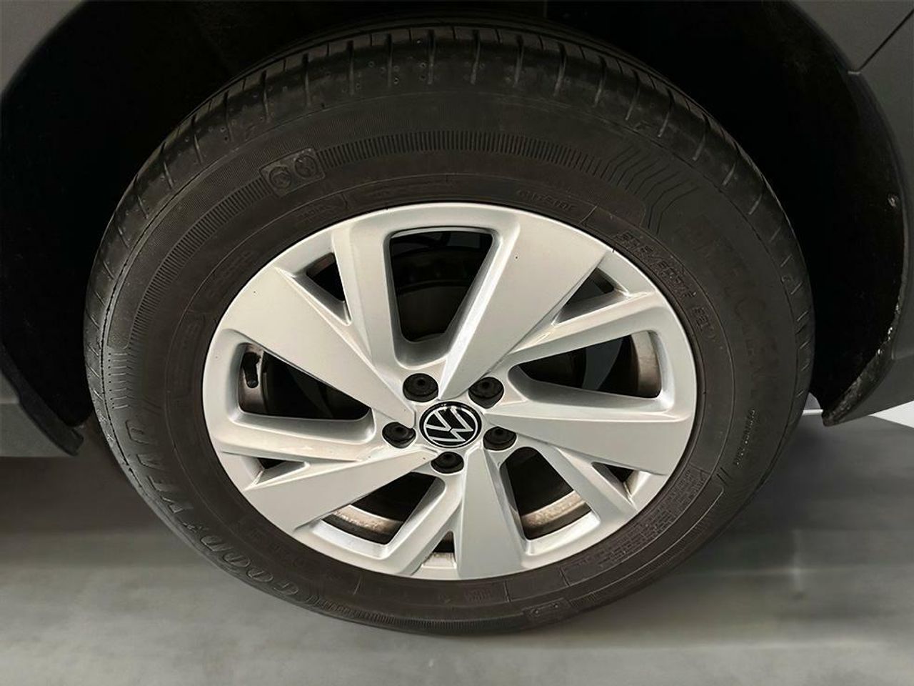 Foto Volkswagen Taigo 21
