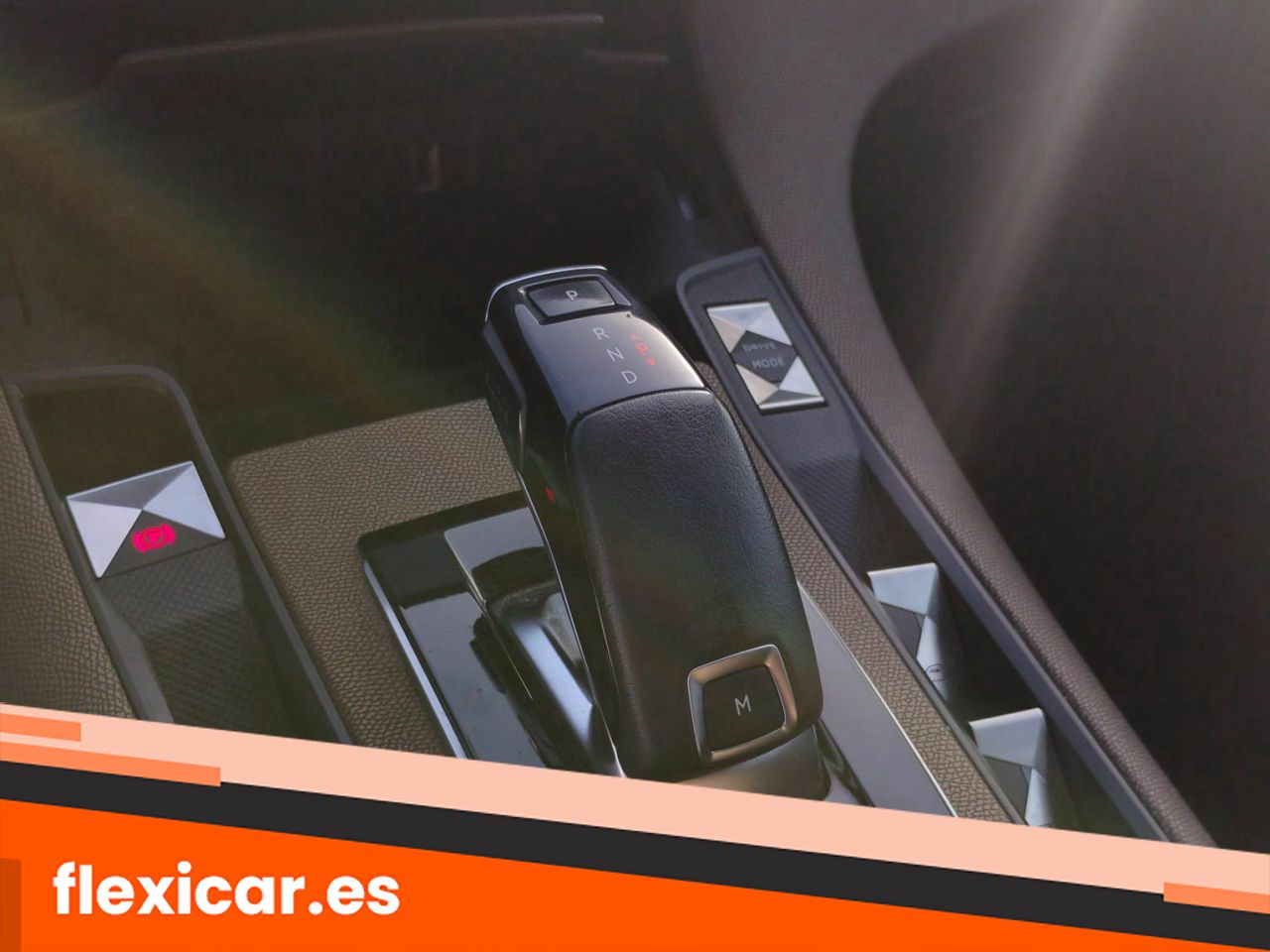 Foto DS Automobiles DS 7 10