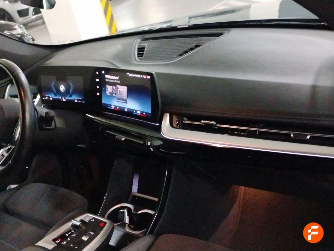 Foto BMW X1 16