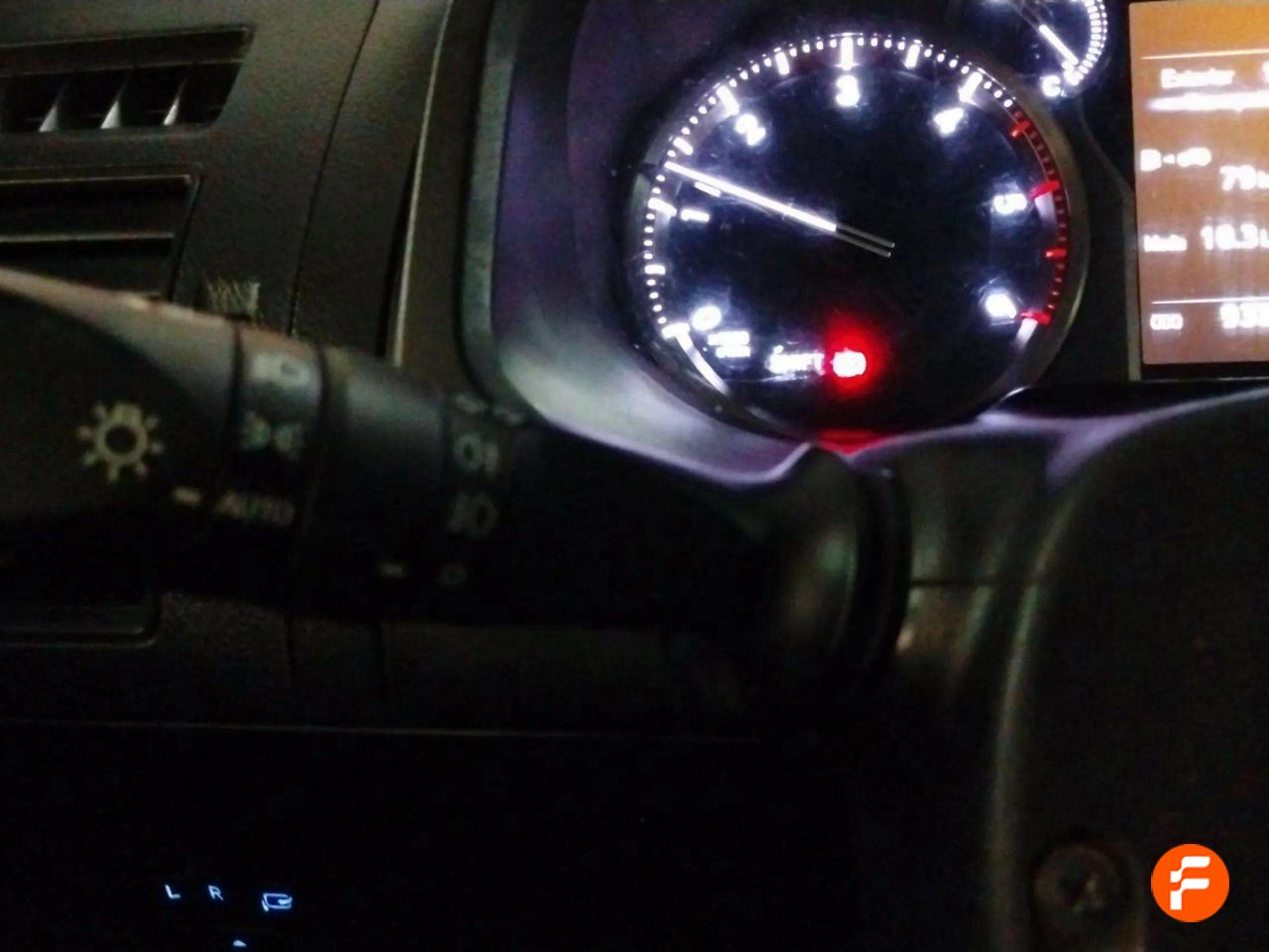 Foto Toyota Land Cruiser 13