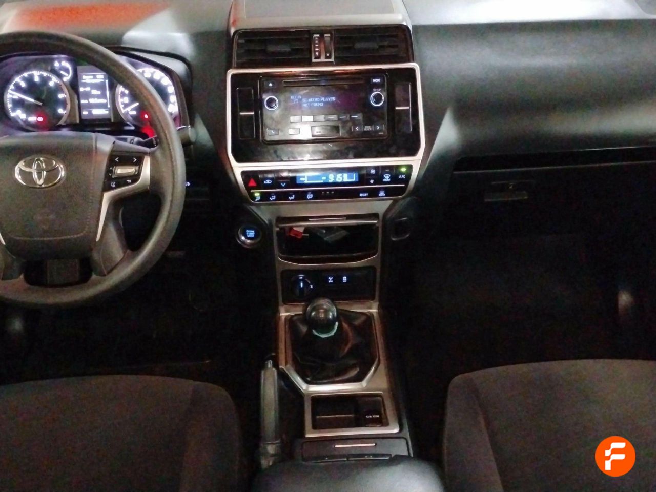 Foto Toyota Land Cruiser 18