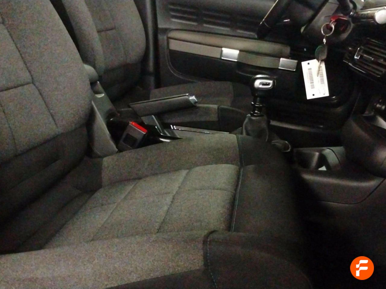 Foto Citroën C4 Cactus 13