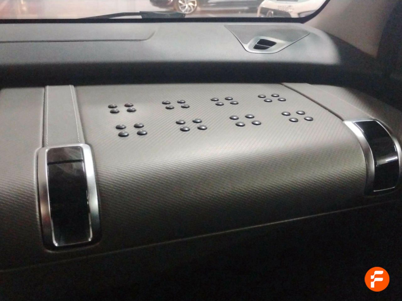 Foto Citroën C4 Cactus 29