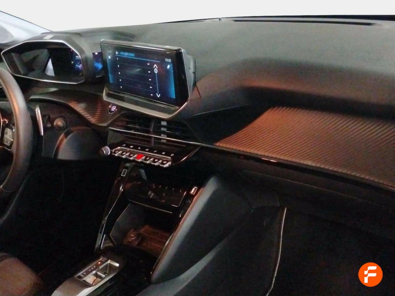 Foto Peugeot 208 23