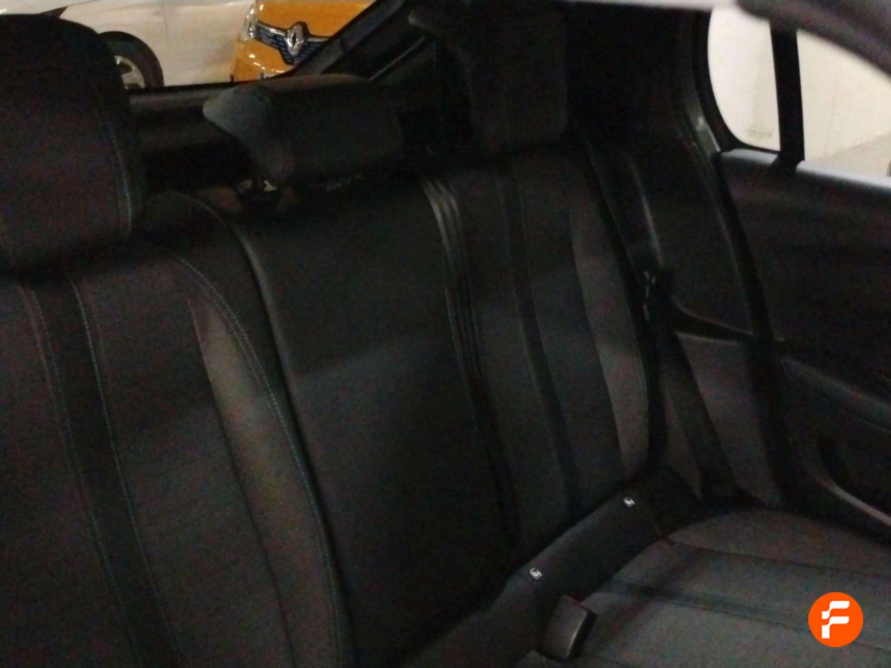 Foto Peugeot 208 18