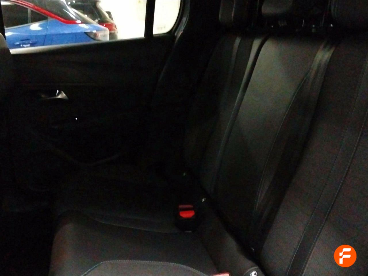 Foto Peugeot 208 19