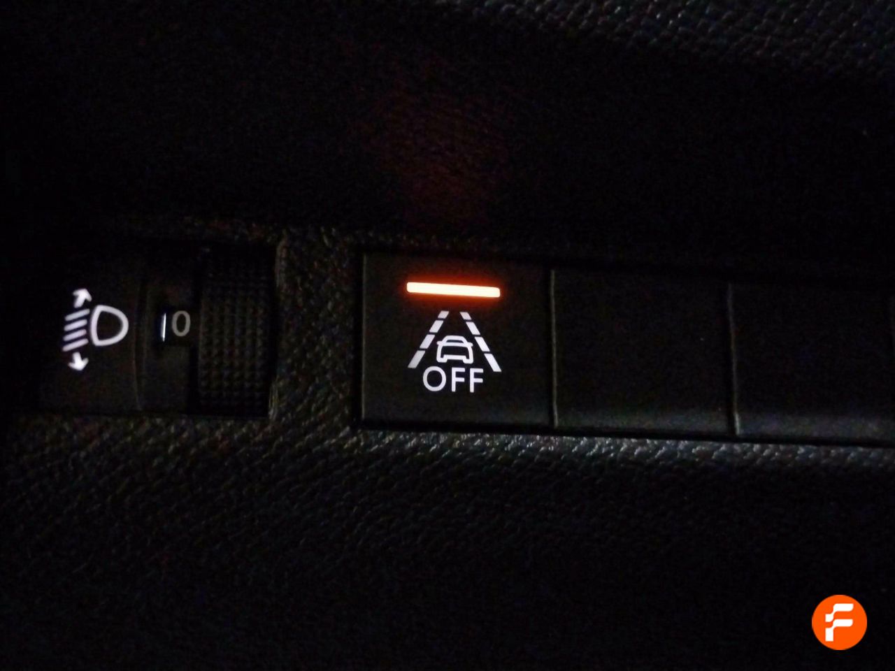 Foto Peugeot 208 25