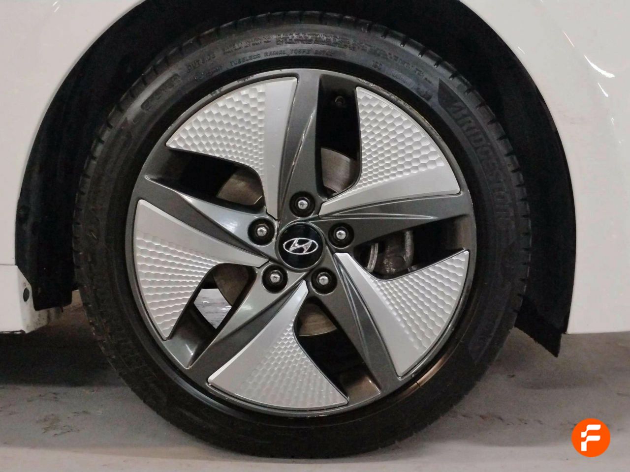 Foto Hyundai IONIQ 27