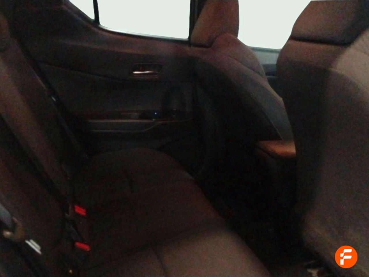 Foto Toyota C-HR 17