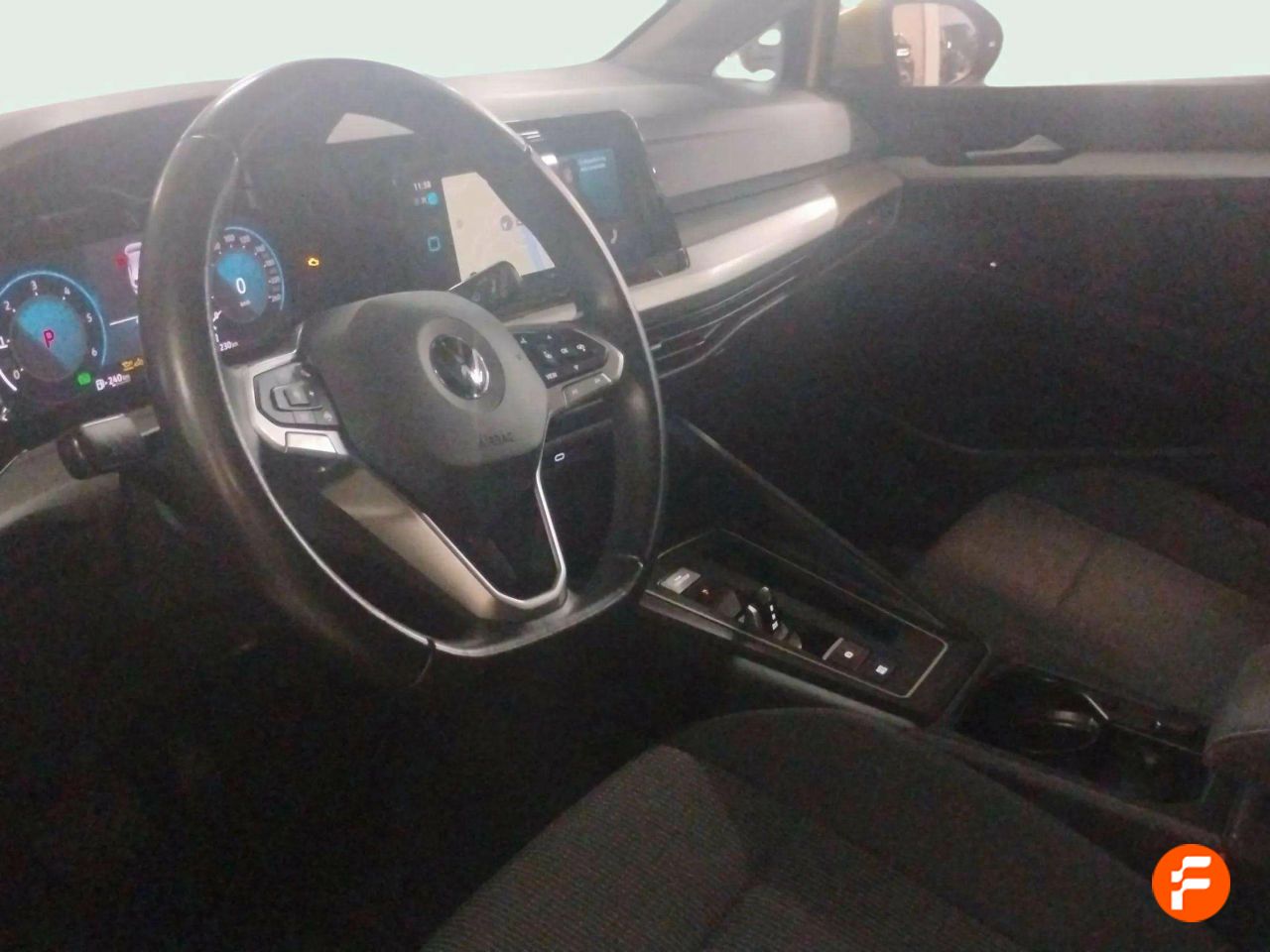 Foto Volkswagen Golf 8