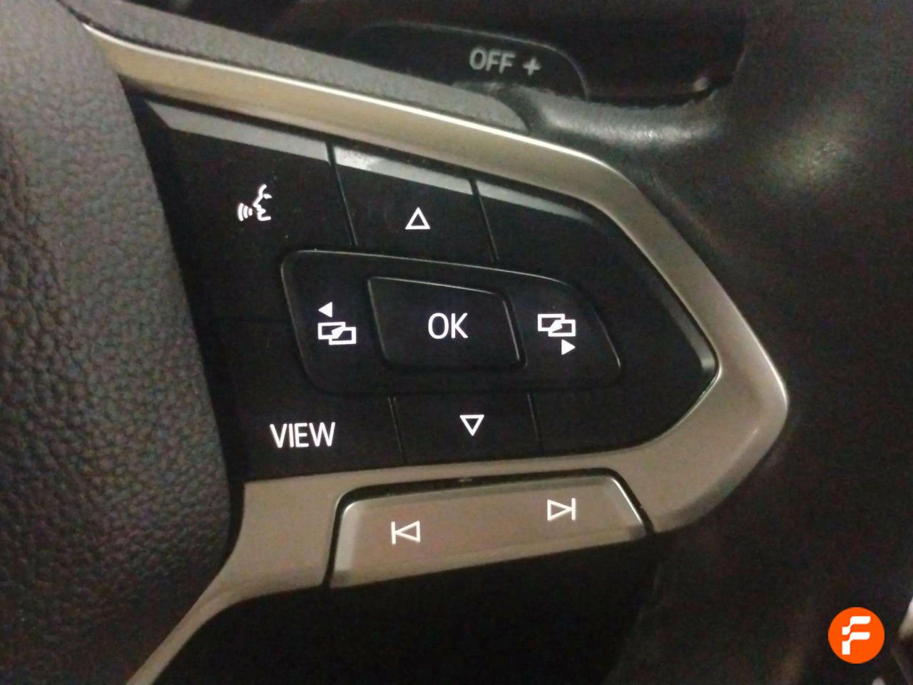 Foto Volkswagen Golf 18