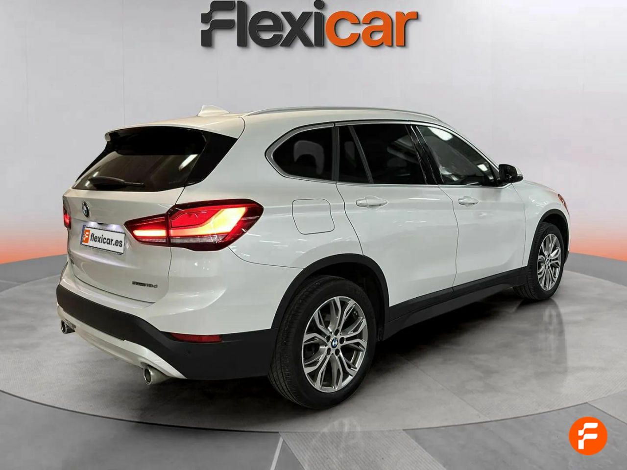 Foto BMW X1 9