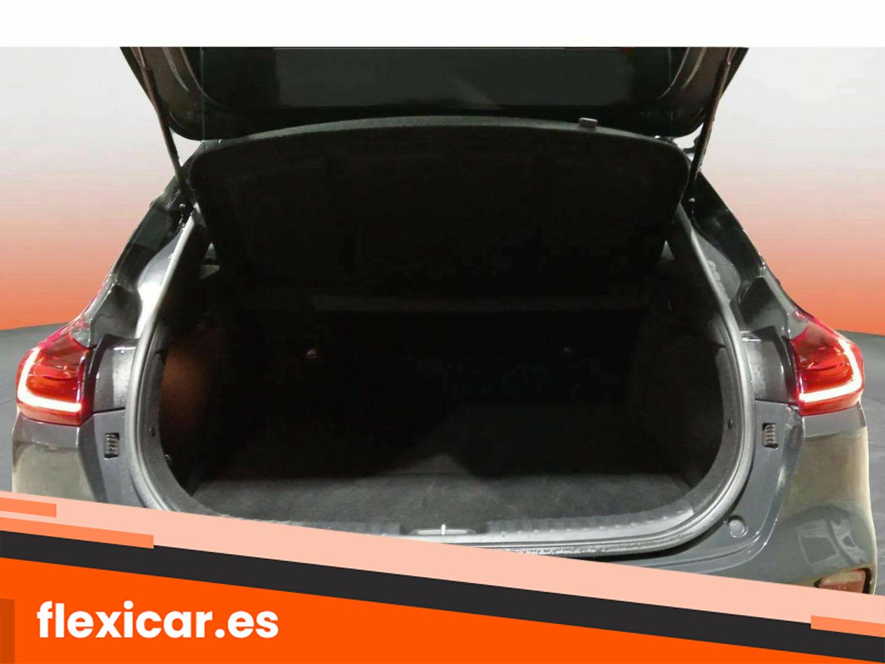 Foto Kia XCeed 10