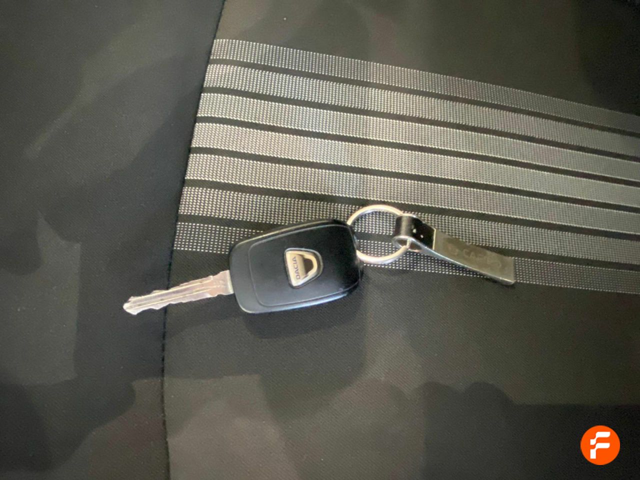 Foto Dacia Sandero 26