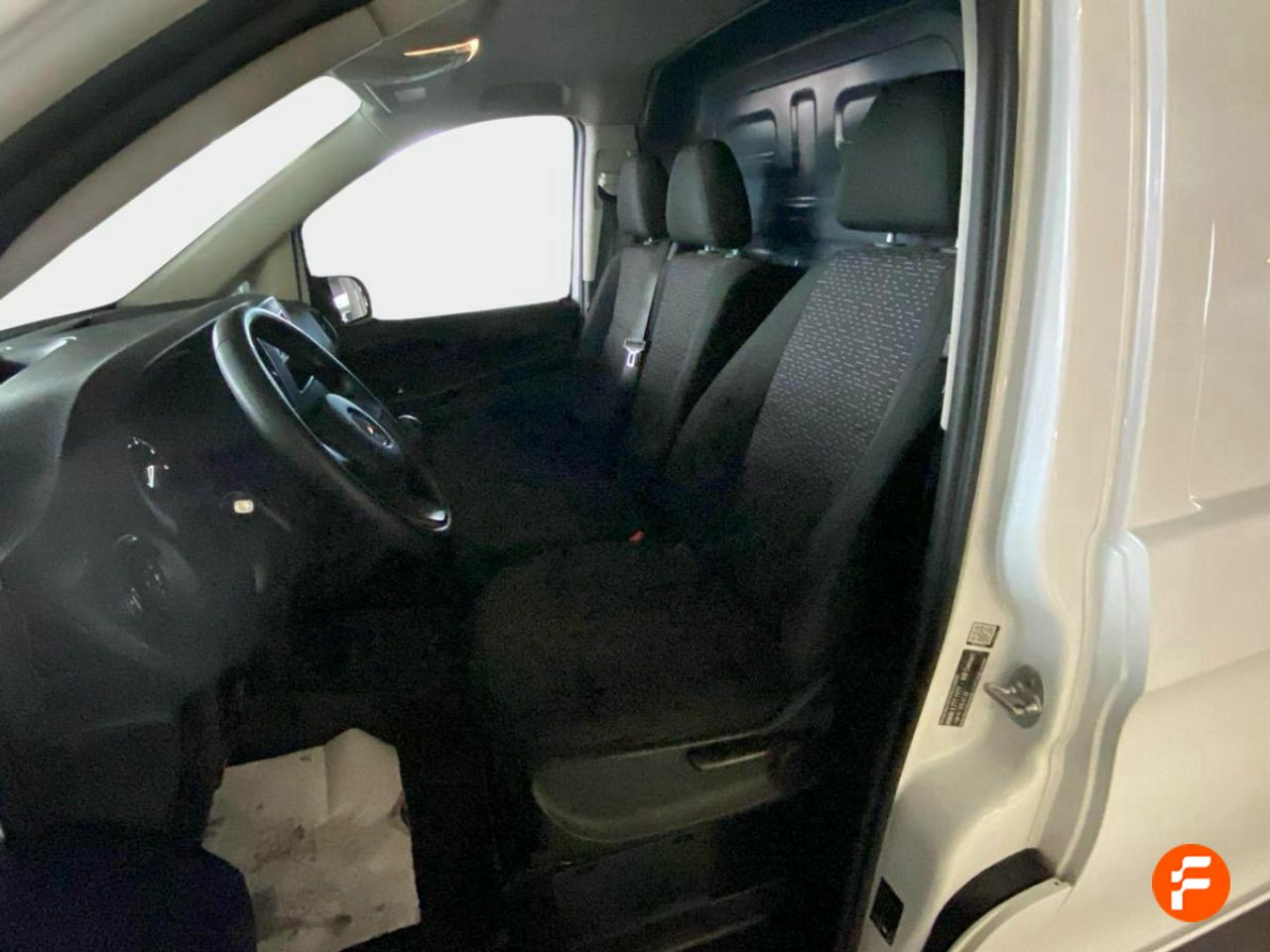 Foto Mercedes-Benz Vito 23