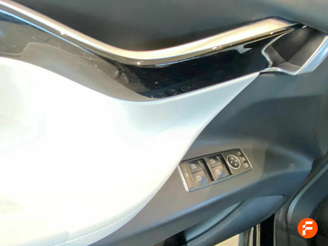 Foto Tesla Model X 23