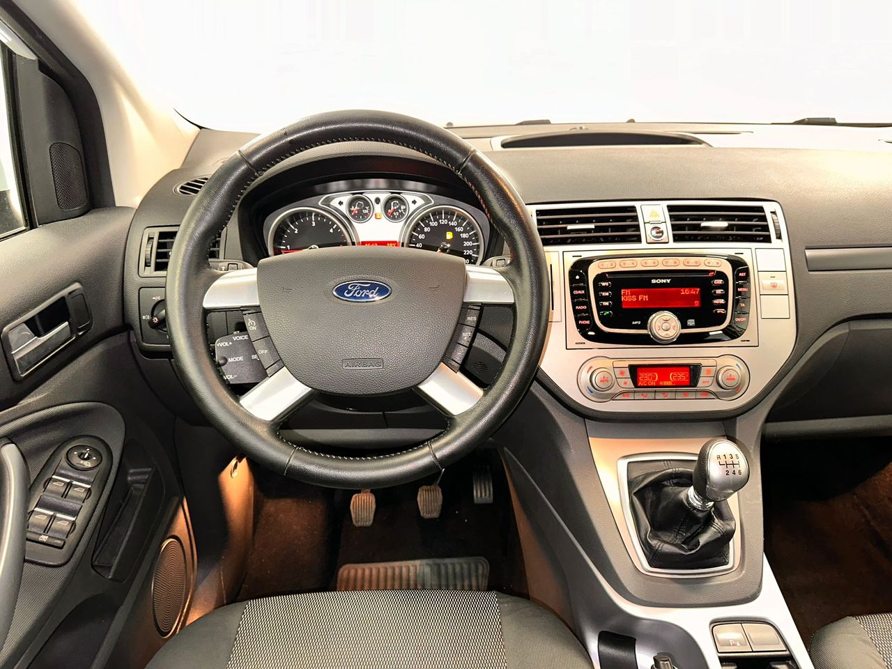 Foto Ford Kuga 16