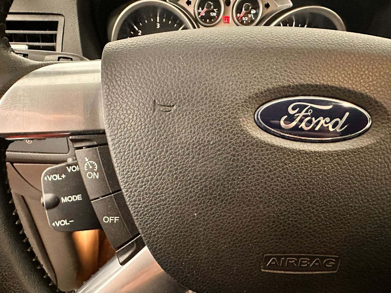 Foto Ford Kuga 17
